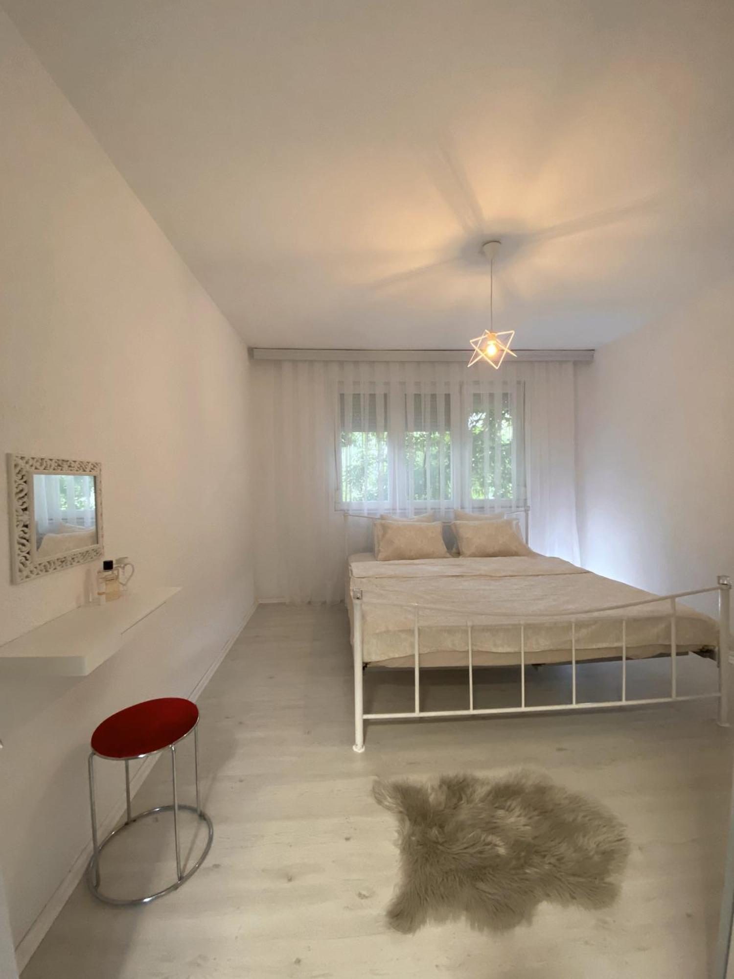 Hotspot Apartments - City Center Pristina Kültér fotó